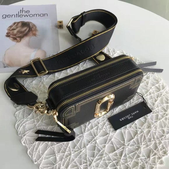 🌈🌈Marc Jacob Crossbody 🌈 🌈 - Picture 7 of 8